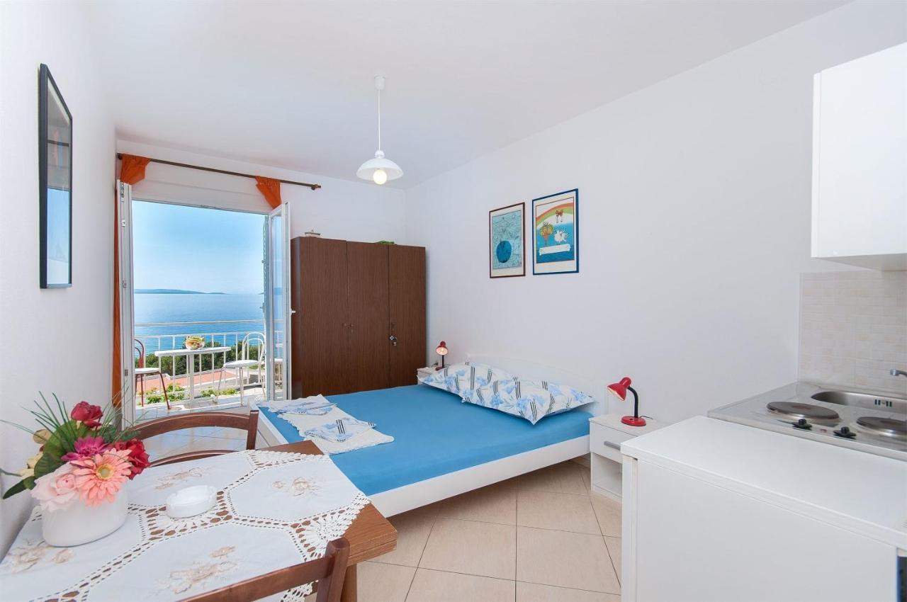 Apartments Zorica Тучепи Экстерьер фото