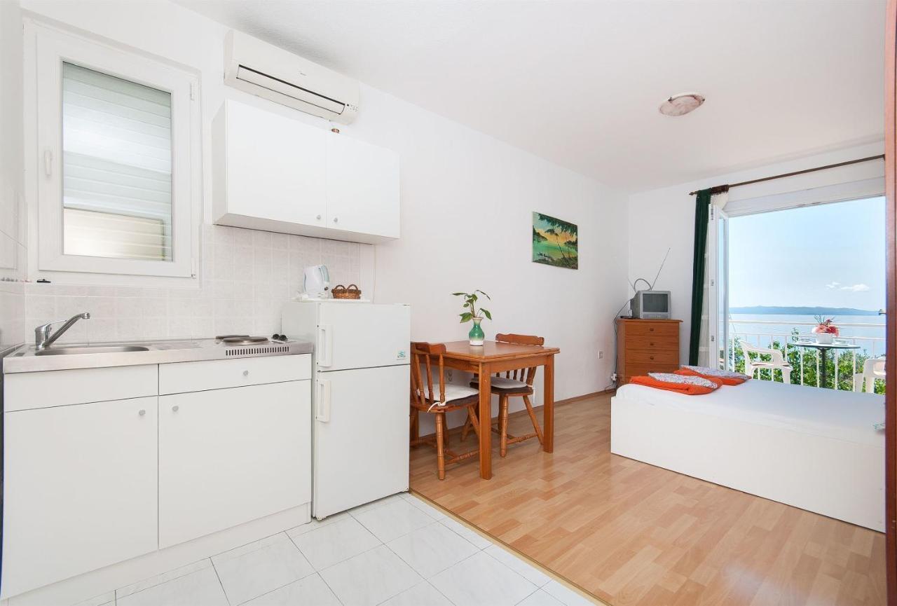 Apartments Zorica Тучепи Экстерьер фото
