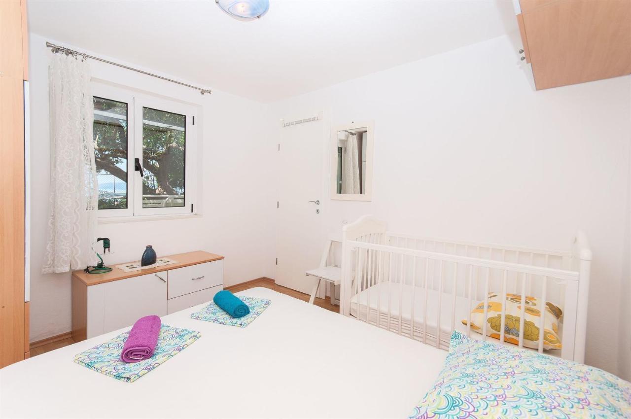 Apartments Zorica Тучепи Экстерьер фото